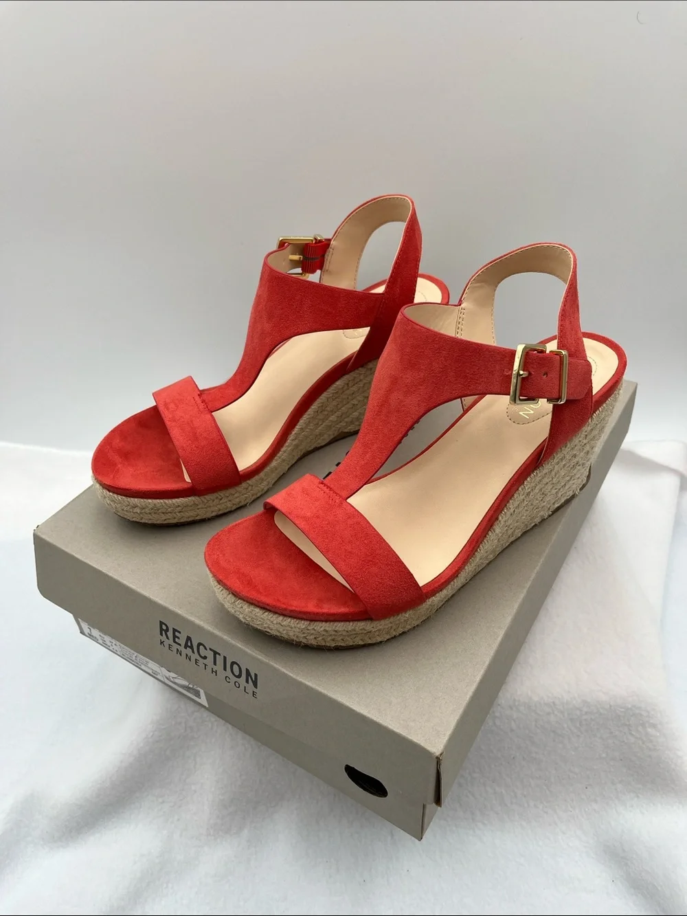 Kenneth Cole Reaction Spiced Coral Suede Espadrille Wedge Sandals